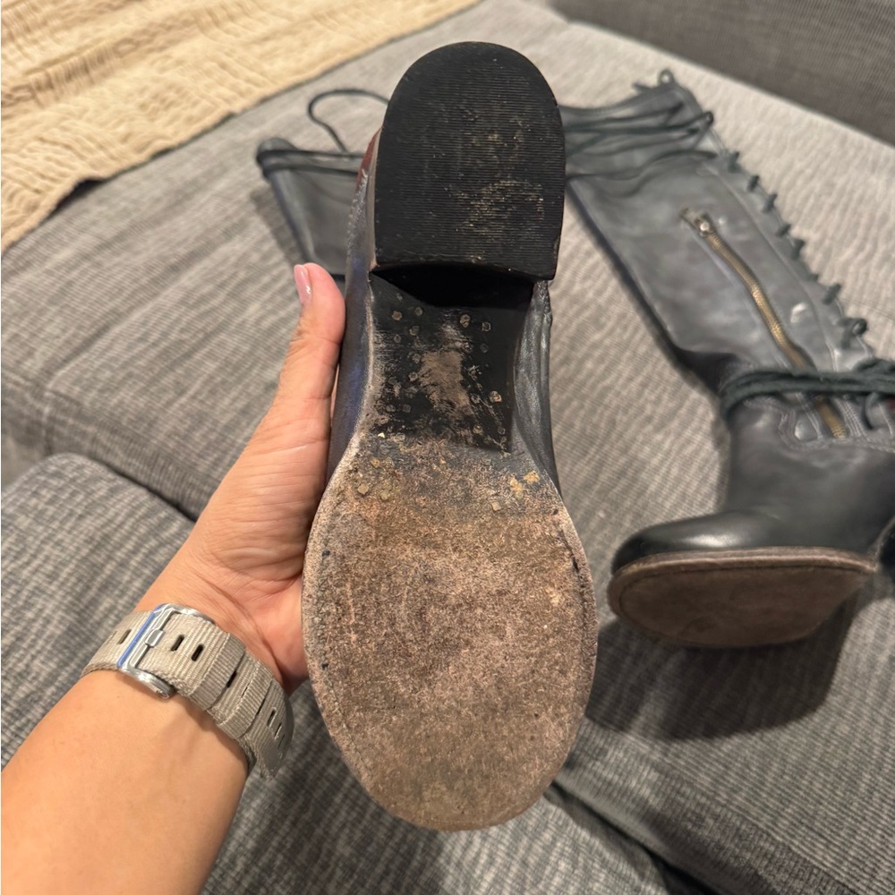 Freebird Coal High Boots - Picture 6 of 7